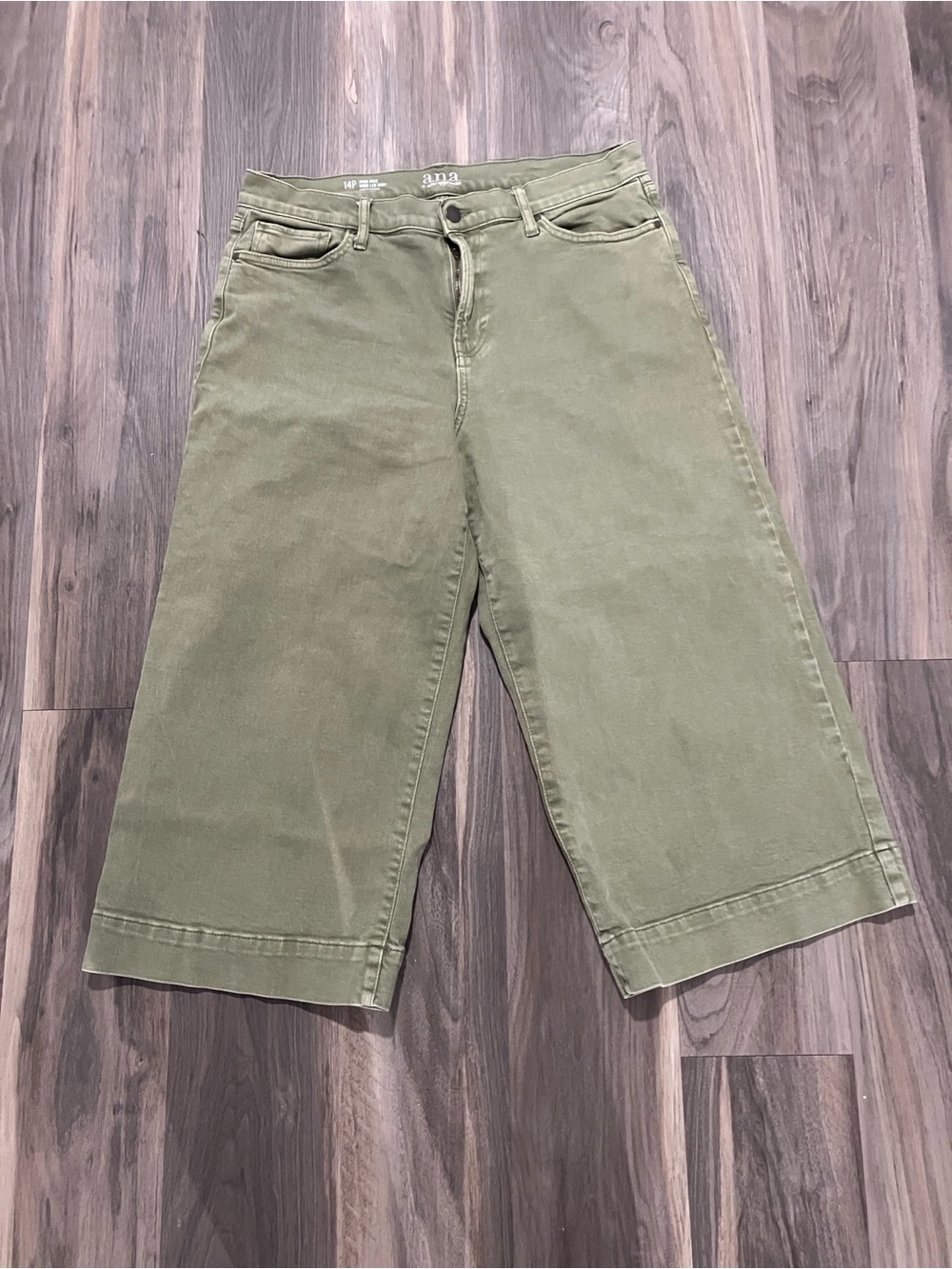 ANA High-Rise Cropped Wide-Leg Jeans in Olive